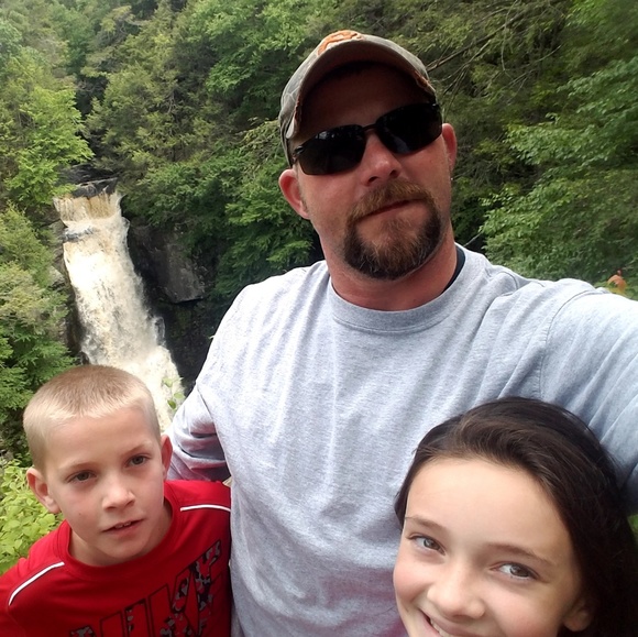 Meet your Posher, Tommy - Picture 3 of 3